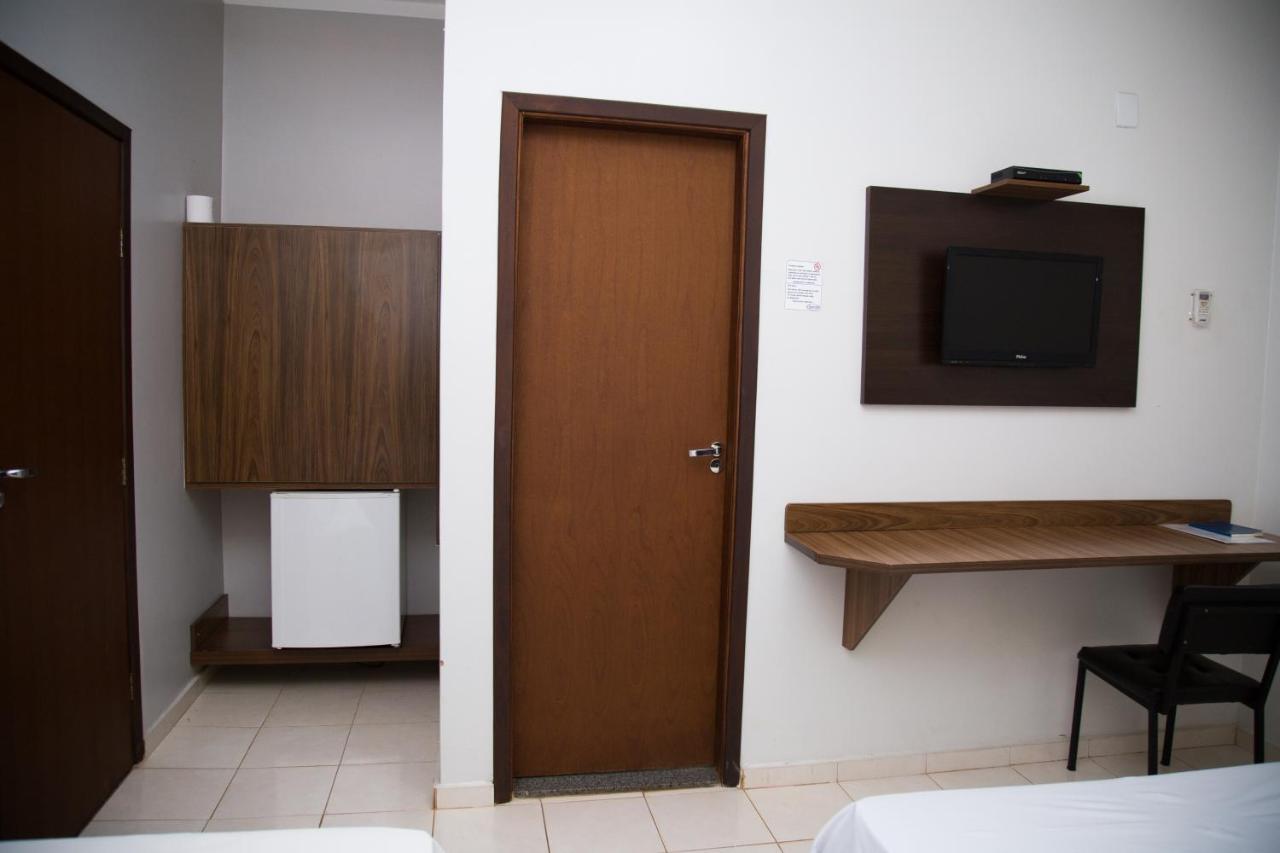 Itamaraty Plaza Hotel Nova Andradina Екстер'єр фото