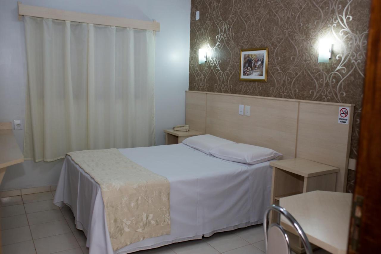 Itamaraty Plaza Hotel Nova Andradina Екстер'єр фото